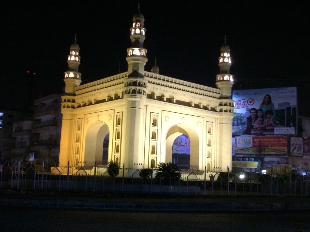 Charminar Chowrangi in Bahadurabad Karachi